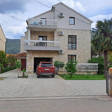 Apartmani Amira Требинье Экстерьер фото